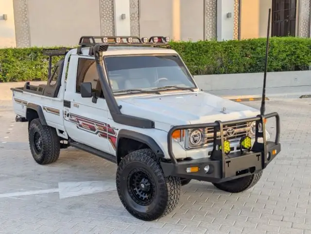 2000 Toyota Land Cruiser HZJ79