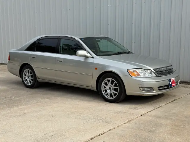 2000 Toyota Pronard