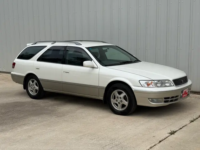 1997 Toyota Mark II Qualis