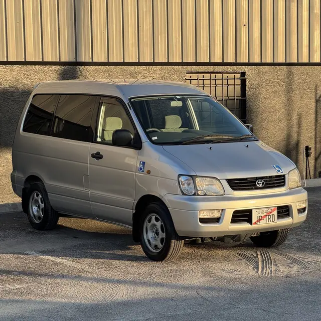 1999 Toyota Liteace