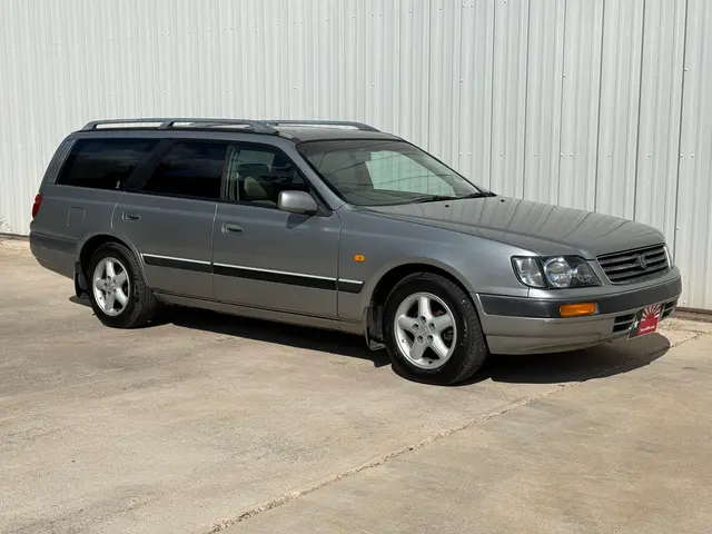 1996 Nissan Stagea 25X