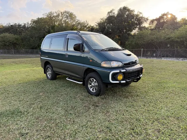 1996 Mitsubishi delica space gear