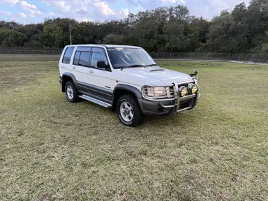 1998 Isuzu bighorn plaisir long