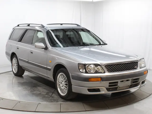 1996 Nissan Stagea RS Four
