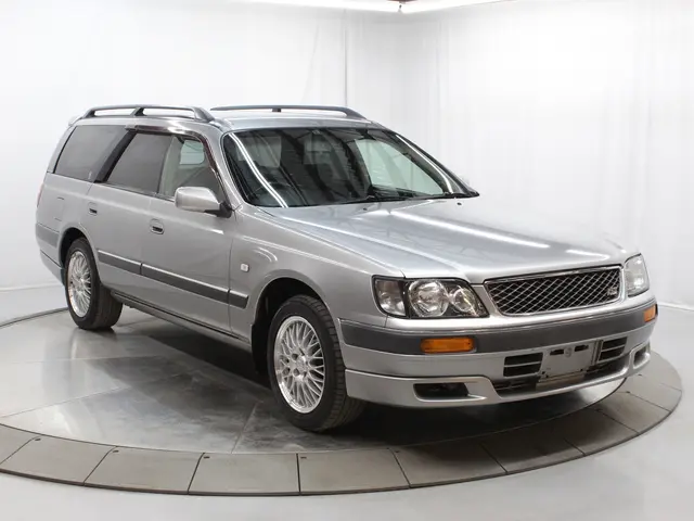 1997 Nissan Stagea RS Four