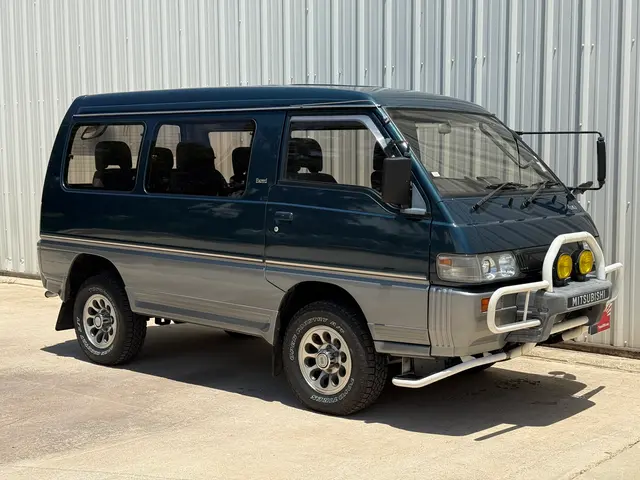 1990 Mitsubishi Delica Exceed 4x4 Diesel