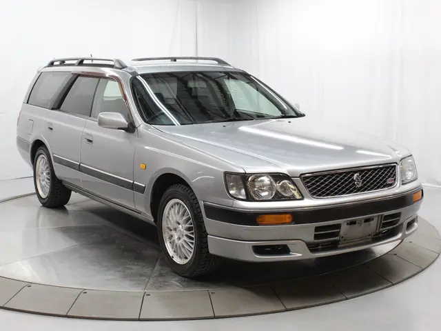 1997 Nissan Stagea RS Four