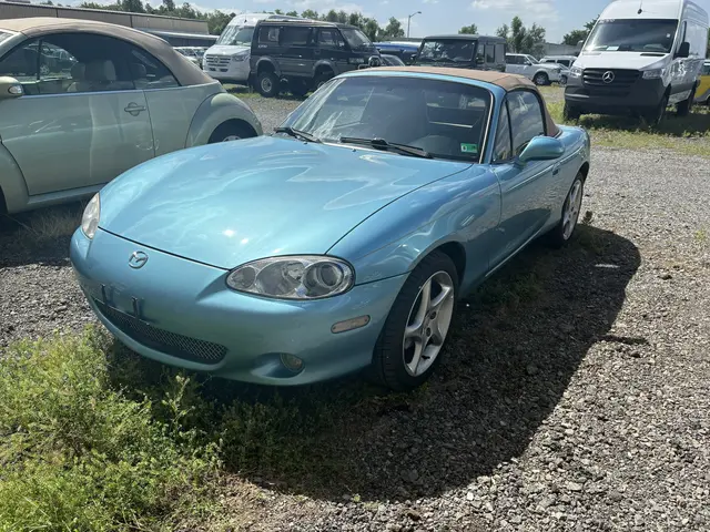 2001 Mazda MX-5 Miata