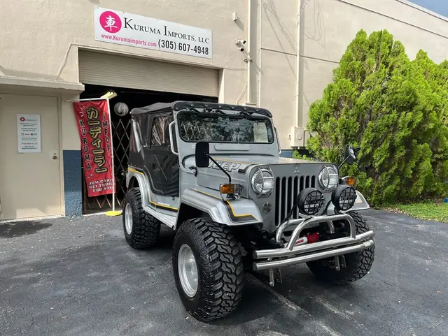 1997 Mitsubishi Jeep