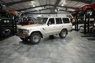 1990 Toyota Land Cruiser Base