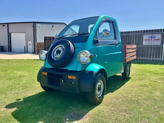 1996 Daihatsu Midget II